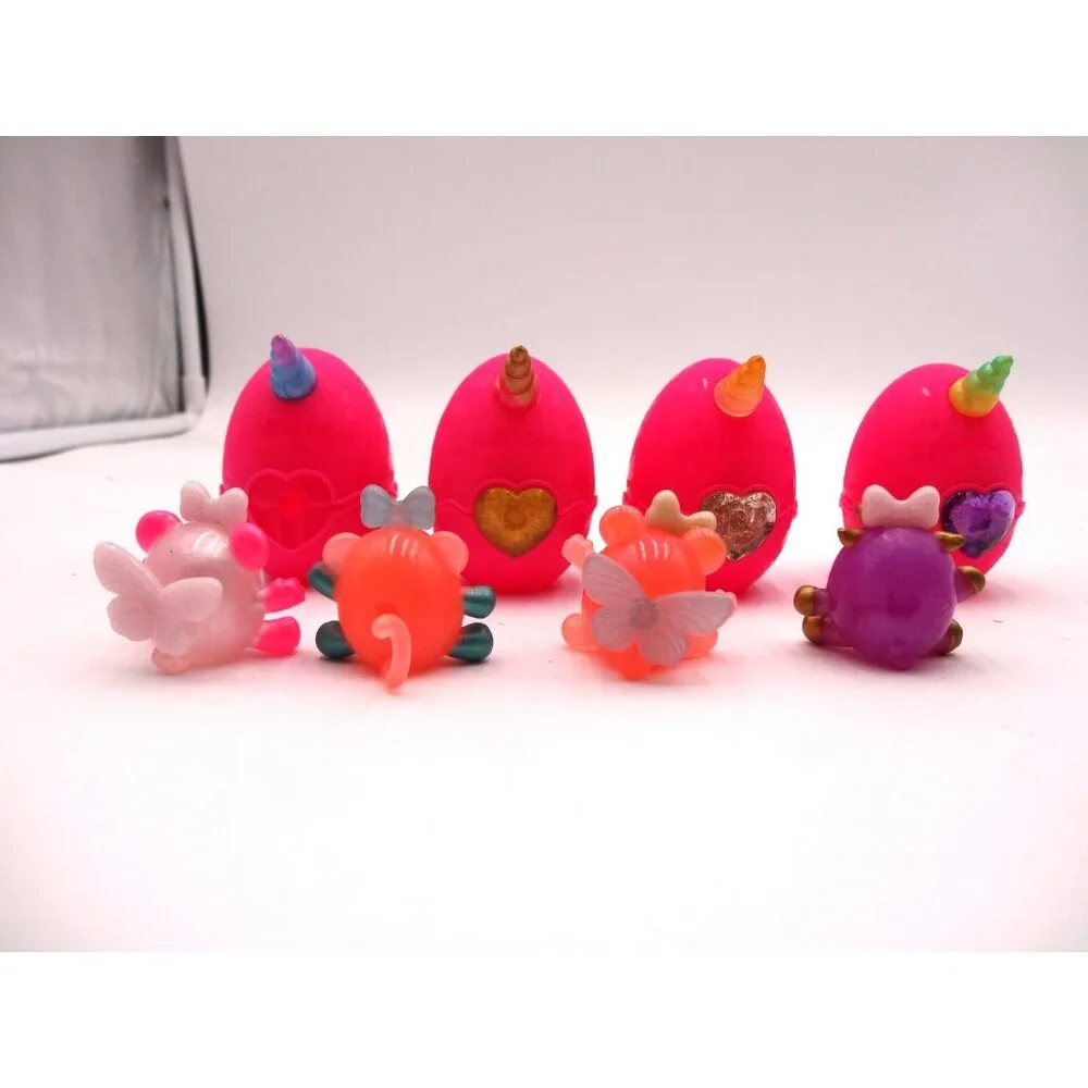 Rainbocorns Itzy Glitzy Surprise Mini Figure 4 Egg's With 4 Figures and Accessor